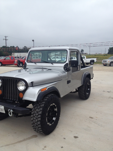 1981 AMC Scrambler 2010 Cadillac CTS