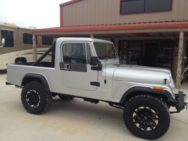 1981 AMC Scrambler 2010 Cadillac CTS