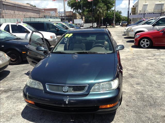 1999 Acura CL 8 Service Body