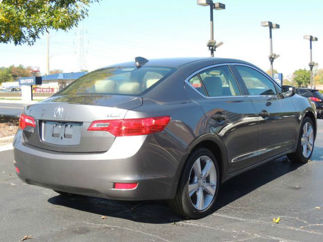 2013 Acura ILX 2500 Extended Cargo Van W. Bin