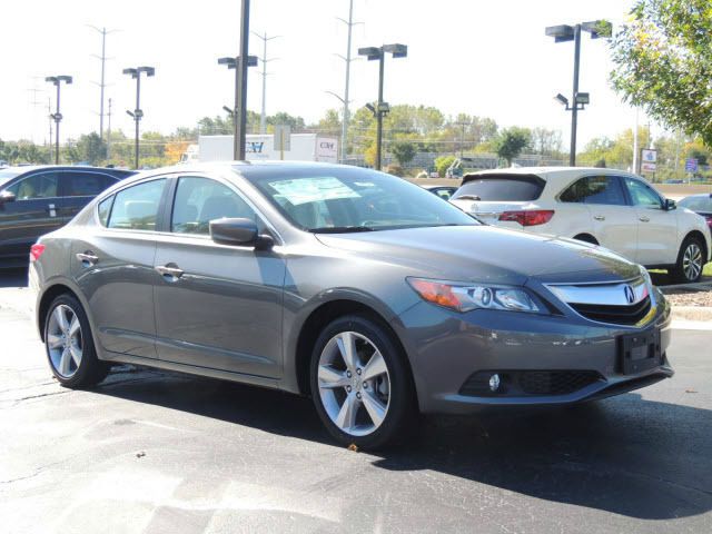 2013 Acura ILX 2500 Extended Cargo Van W. Bin