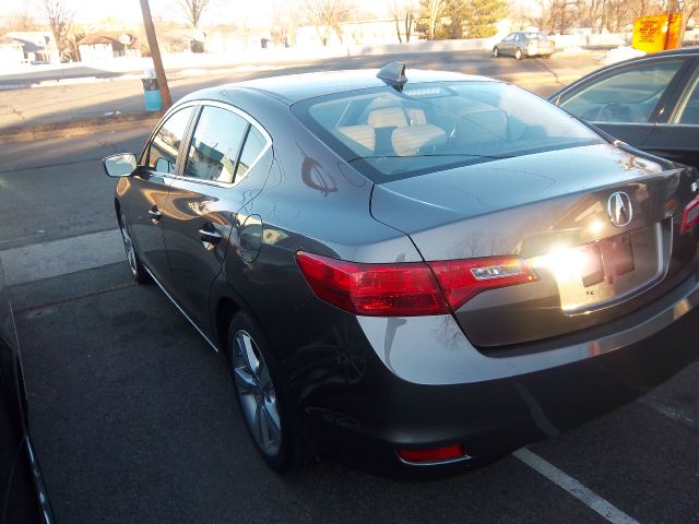 2013 Acura ILX 2500 Extended Cargo Van W. Bin