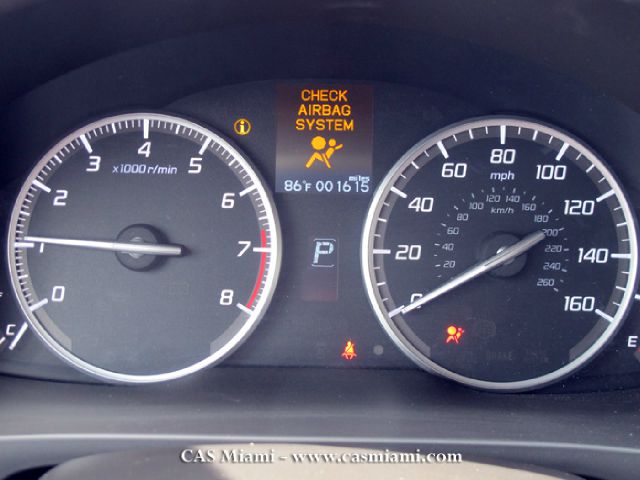 2013 Acura ILX 2dr 3.8L Auto Track