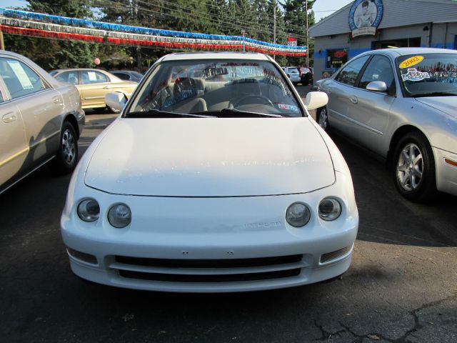 1995 Acura Integra 3.2 Sedan 4dr