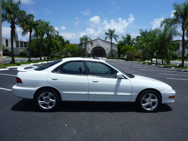 1996 Acura Integra 3.2 Sedan 4dr