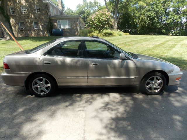2001 Acura Integra CRD 12 Passenger Diesel