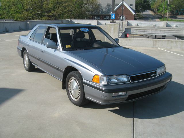 1990 Acura Legend 3.2 Sedan 4dr
