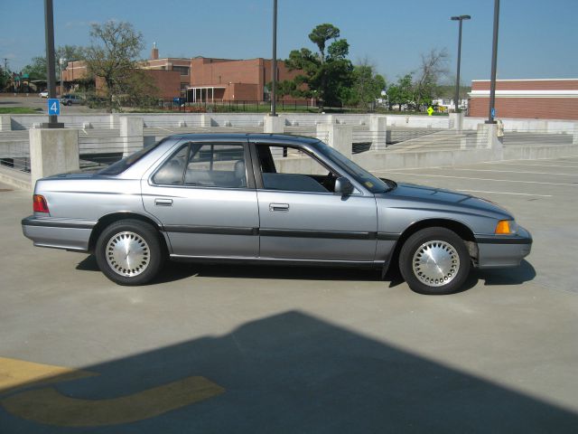 1990 Acura Legend 3.2 Sedan 4dr