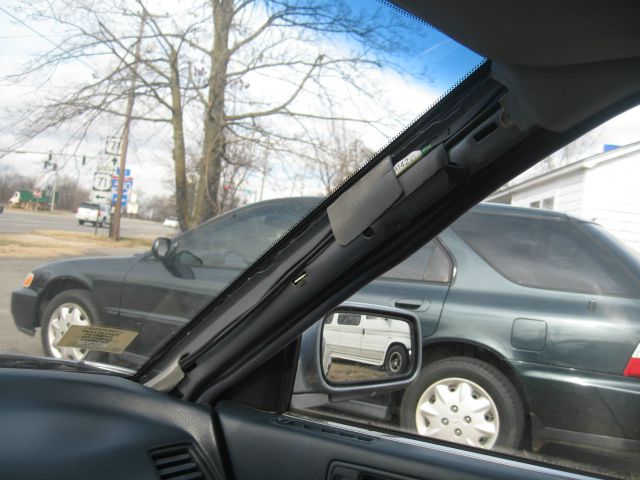 1990 Acura Legend 3.2 Sedan 4dr