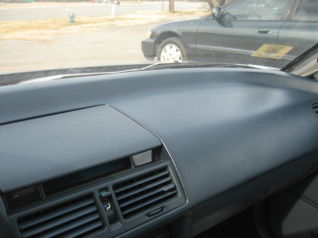 1990 Acura Legend 3.2 Sedan 4dr