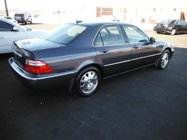 2004 Acura RL 4dr Laredo 4WD 4x4 SUV