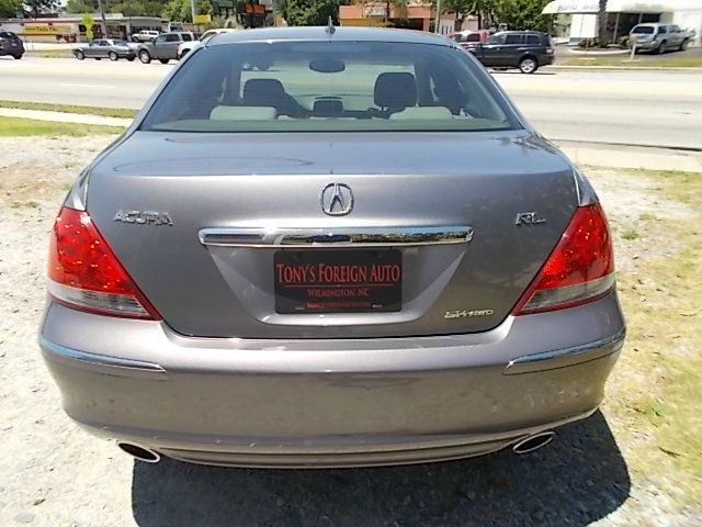 2005 Acura RL 4dr Laredo 4WD 4x4 SUV