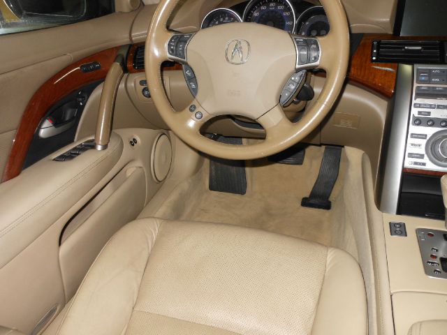 2005 Acura RL 4dr Laredo 4WD 4x4 SUV