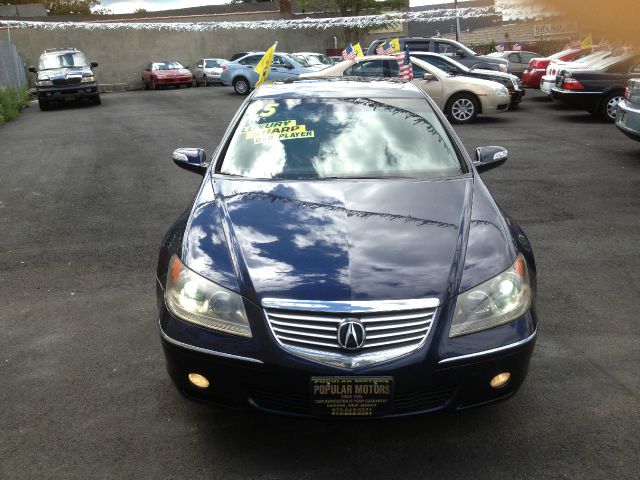 2005 Acura RL 4dr Laredo 4WD 4x4 SUV
