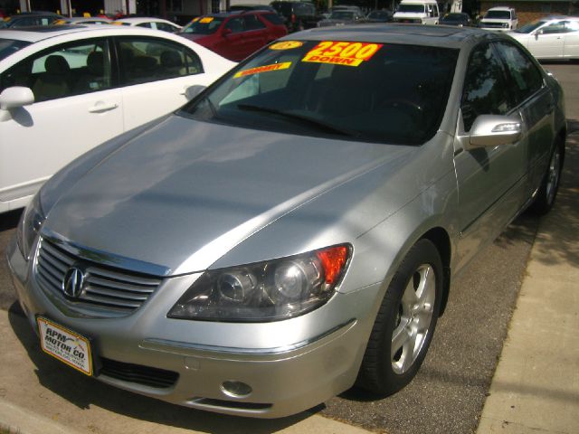 2005 Acura RL 4dr Laredo 4WD 4x4 SUV
