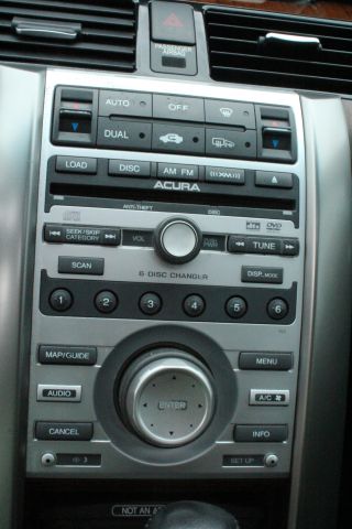 2005 Acura RL 4dr Laredo 4WD 4x4 SUV