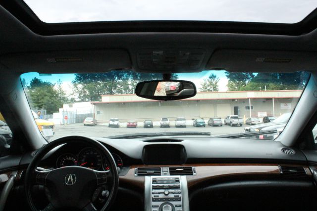 2005 Acura RL 4dr Laredo 4WD 4x4 SUV