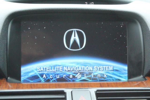 2005 Acura RL 4dr Laredo 4WD 4x4 SUV