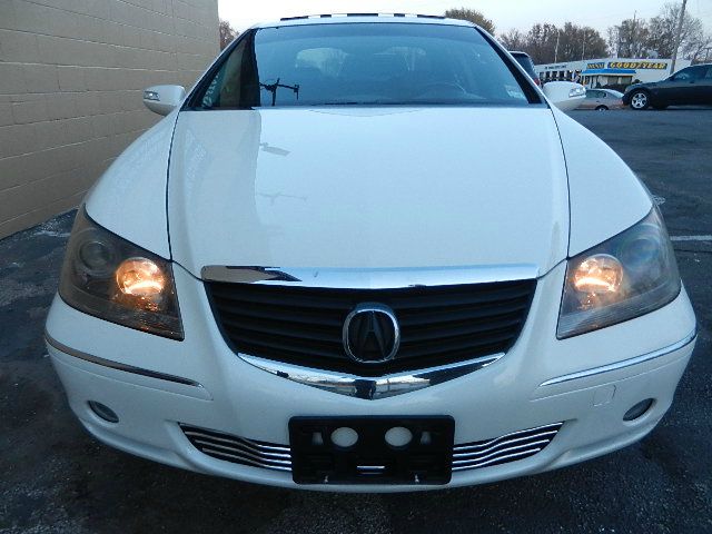2005 Acura RL 4dr Laredo 4WD 4x4 SUV
