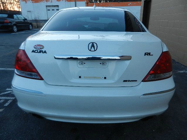 2005 Acura RL 4dr Laredo 4WD 4x4 SUV