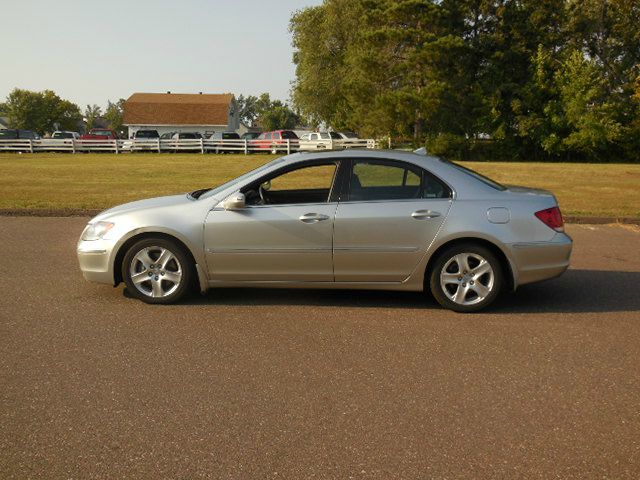 2005 Acura RL 4dr Laredo 4WD 4x4 SUV