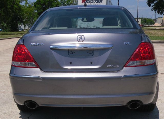 2005 Acura RL 4dr Laredo 4WD 4x4 SUV