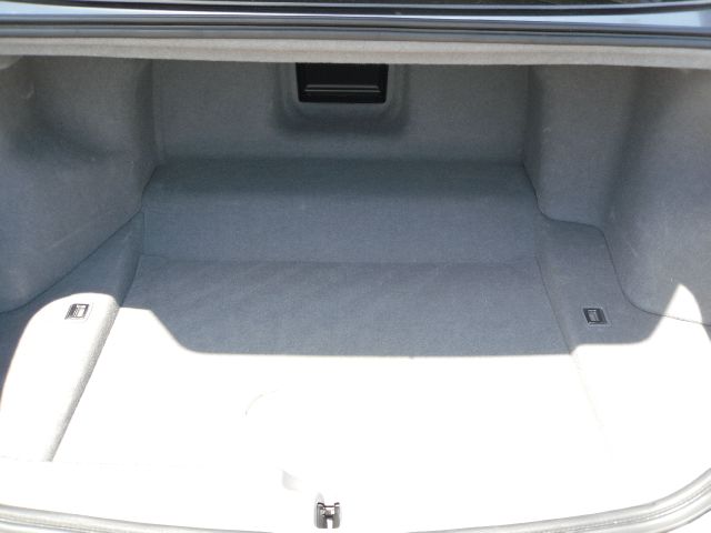 2005 Acura RL 4dr Laredo 4WD 4x4 SUV