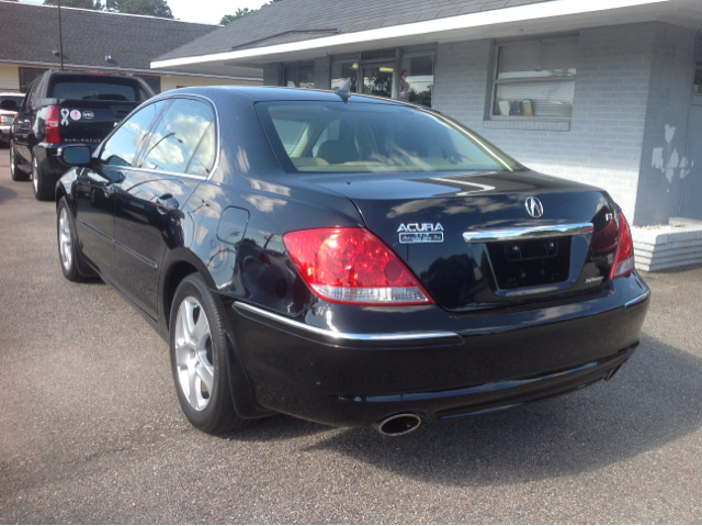 2005 Acura RL 4dr Laredo 4WD 4x4 SUV