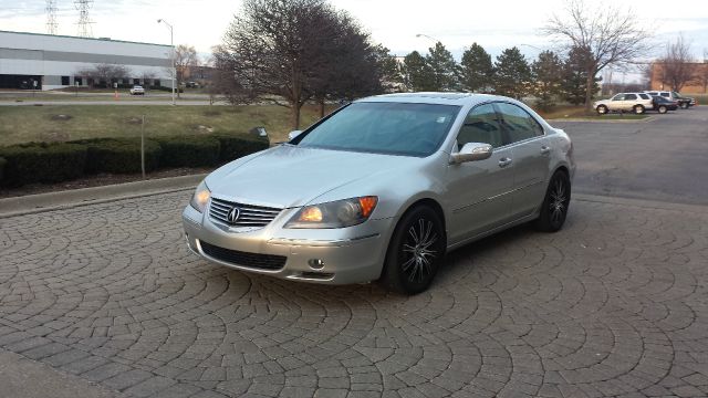 2005 Acura RL 4dr Laredo 4WD 4x4 SUV