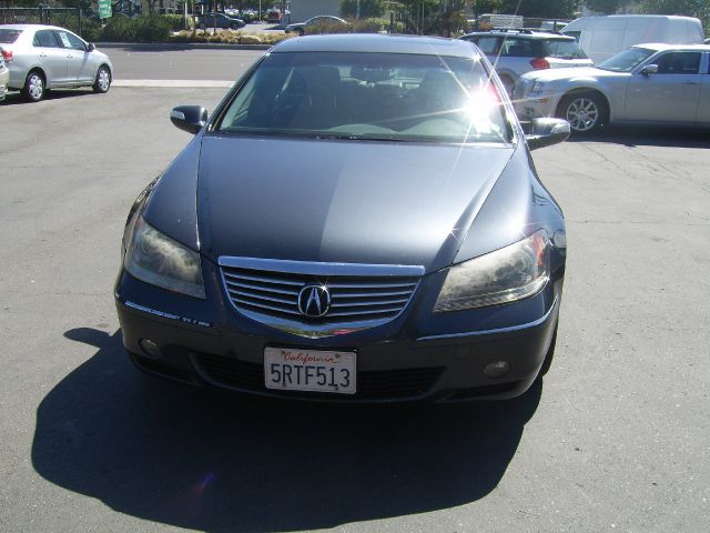 2005 Acura RL 4dr Laredo 4WD 4x4 SUV