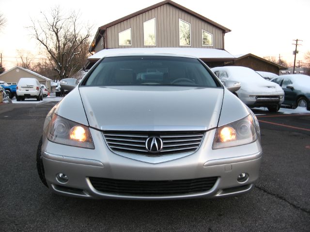 2005 Acura RL 4dr Laredo 4WD 4x4 SUV