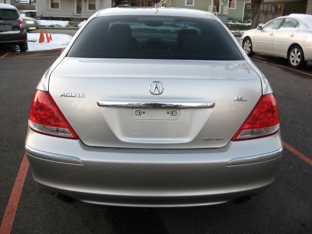 2005 Acura RL 4dr Laredo 4WD 4x4 SUV