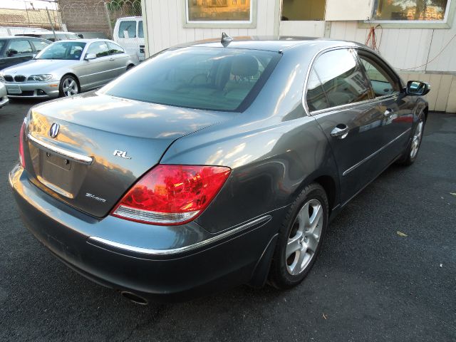 2005 Acura RL 4dr Laredo 4WD 4x4 SUV