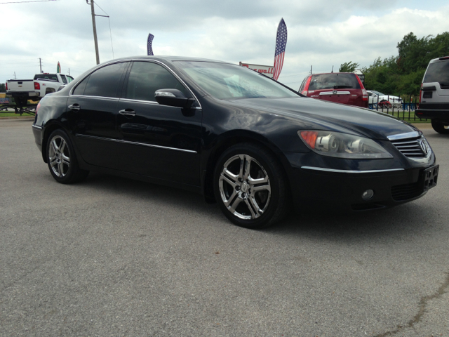 2005 Acura RL 4dr Laredo 4WD 4x4 SUV