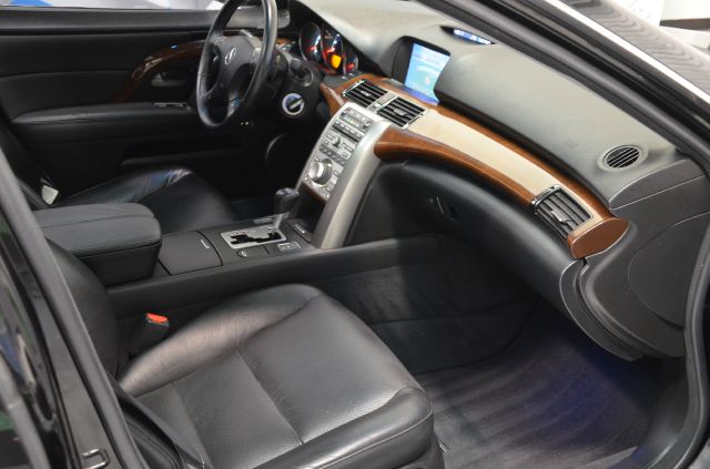 2006 Acura RL Wagon SE