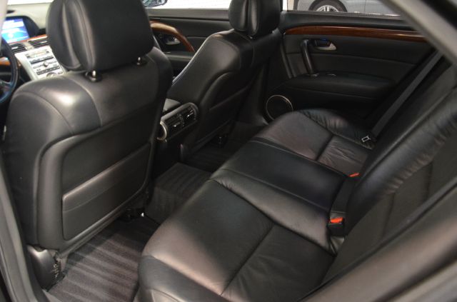 2006 Acura RL Wagon SE
