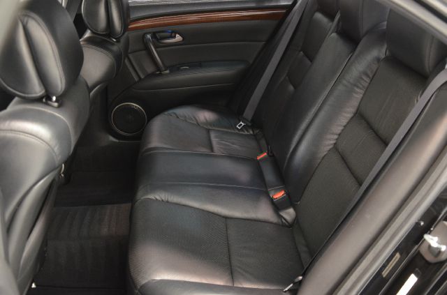 2006 Acura RL Wagon SE