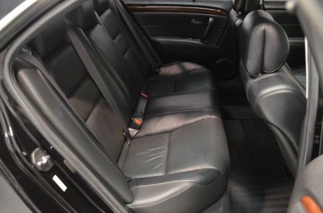 2006 Acura RL Wagon SE