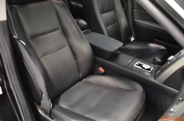 2006 Acura RL Wagon SE