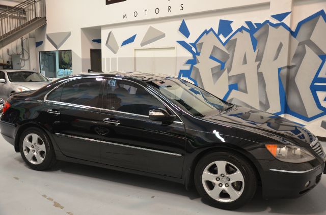 2006 Acura RL Wagon SE