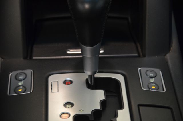 2006 Acura RL Wagon SE