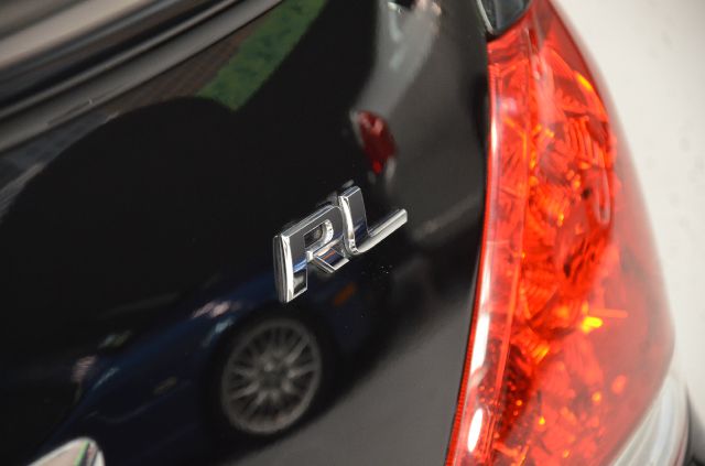 2006 Acura RL Wagon SE