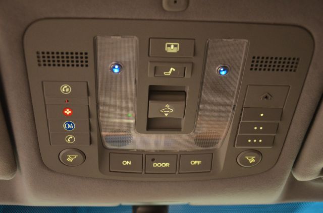 2006 Acura RL Wagon SE