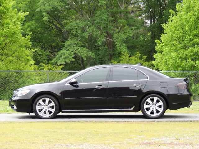 2010 Acura RL Wagon SE