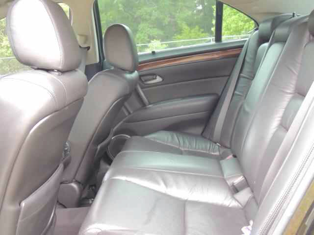 2010 Acura RL Wagon SE