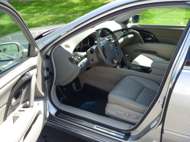 2010 Acura RL 2WD Dually SLT