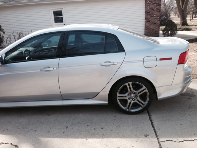 2004 Acura TL FWD 4dr