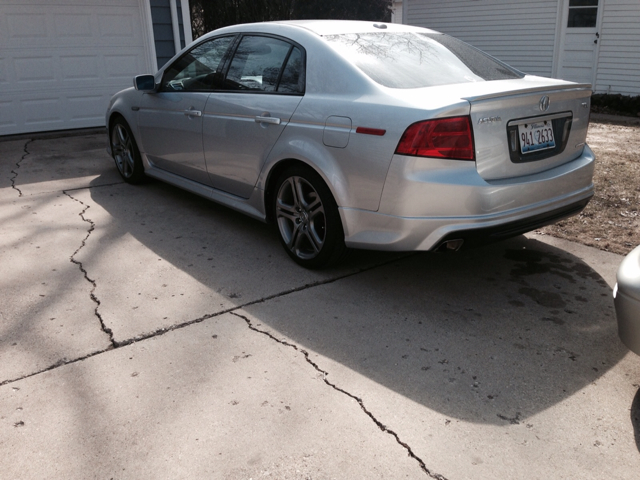 2004 Acura TL FWD 4dr