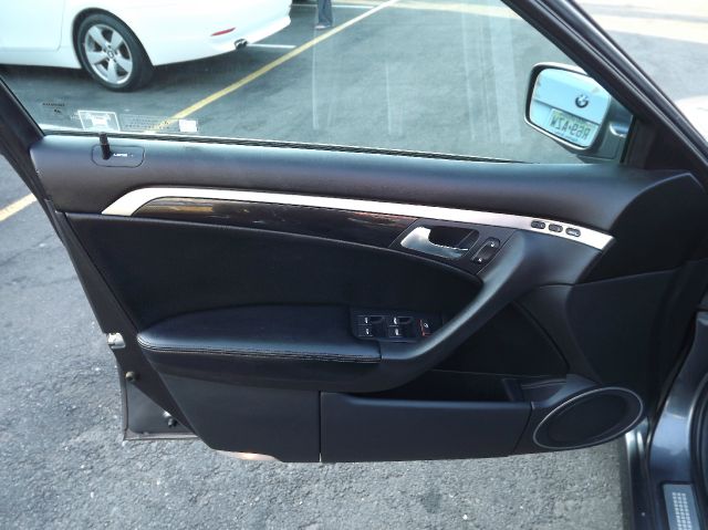 2005 Acura TL Premium Quattro