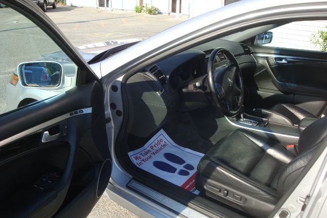 2005 Acura TL Premium Quattro